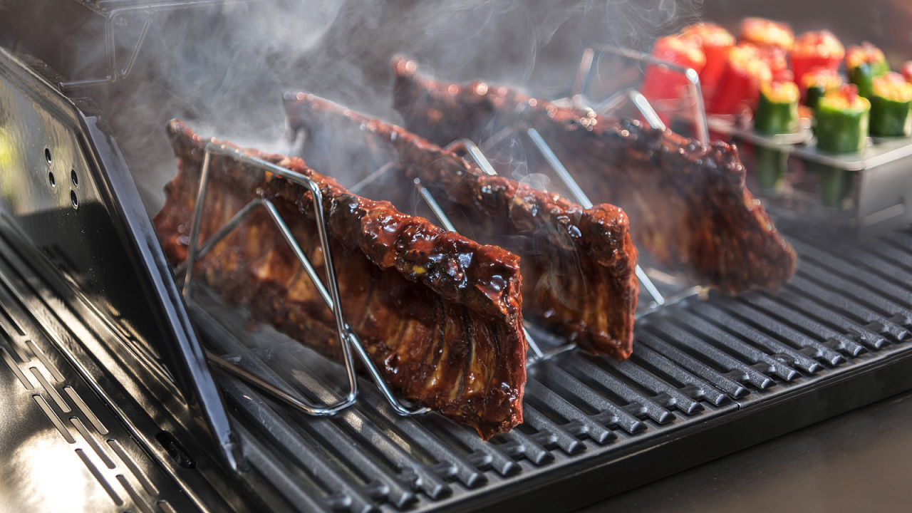 Подставка Char-Broil Grill+ для ребер и жарки