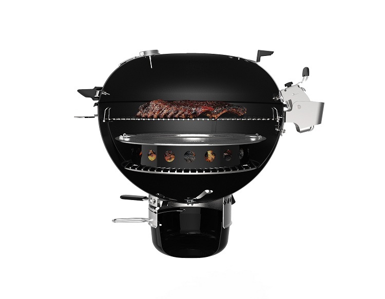 Гриль-барбекю угольный Weber Master-Touch Premium E-5770, 57 см, черный.
