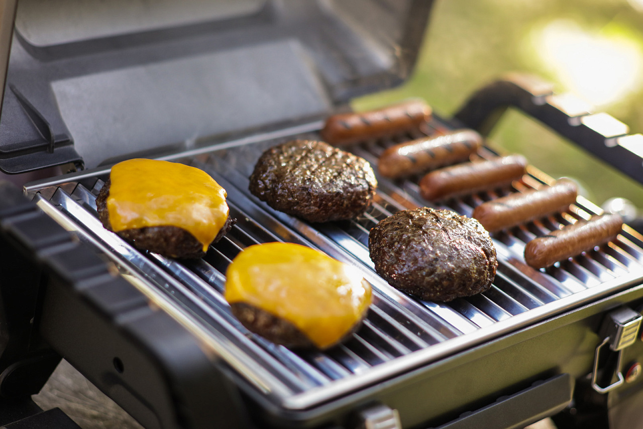 Портативный газовый гриль Char-Broil X200