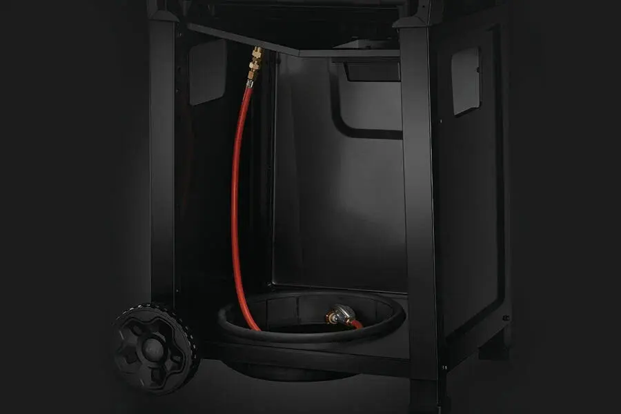 Газовый гриль Napoleon Freestyle 425 SIB D (с дверкой)