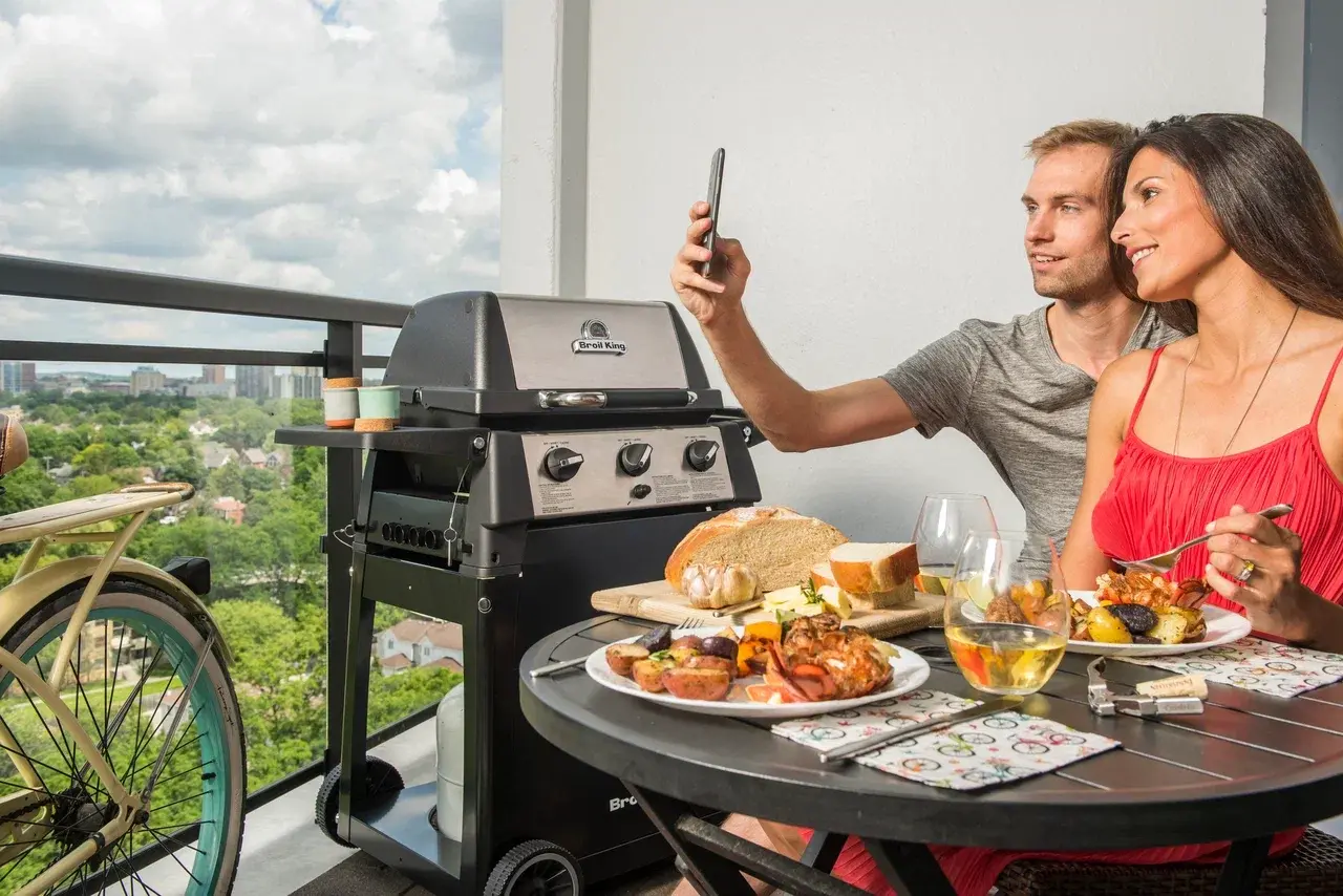 Гриль газовый Broil King PortaChef 320