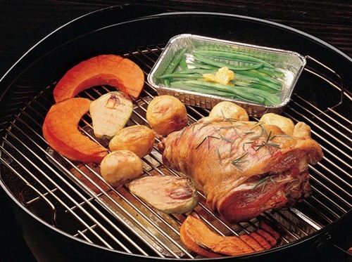 Гриль-барбекю угольный Weber Classic Kettle 47 см, черный.