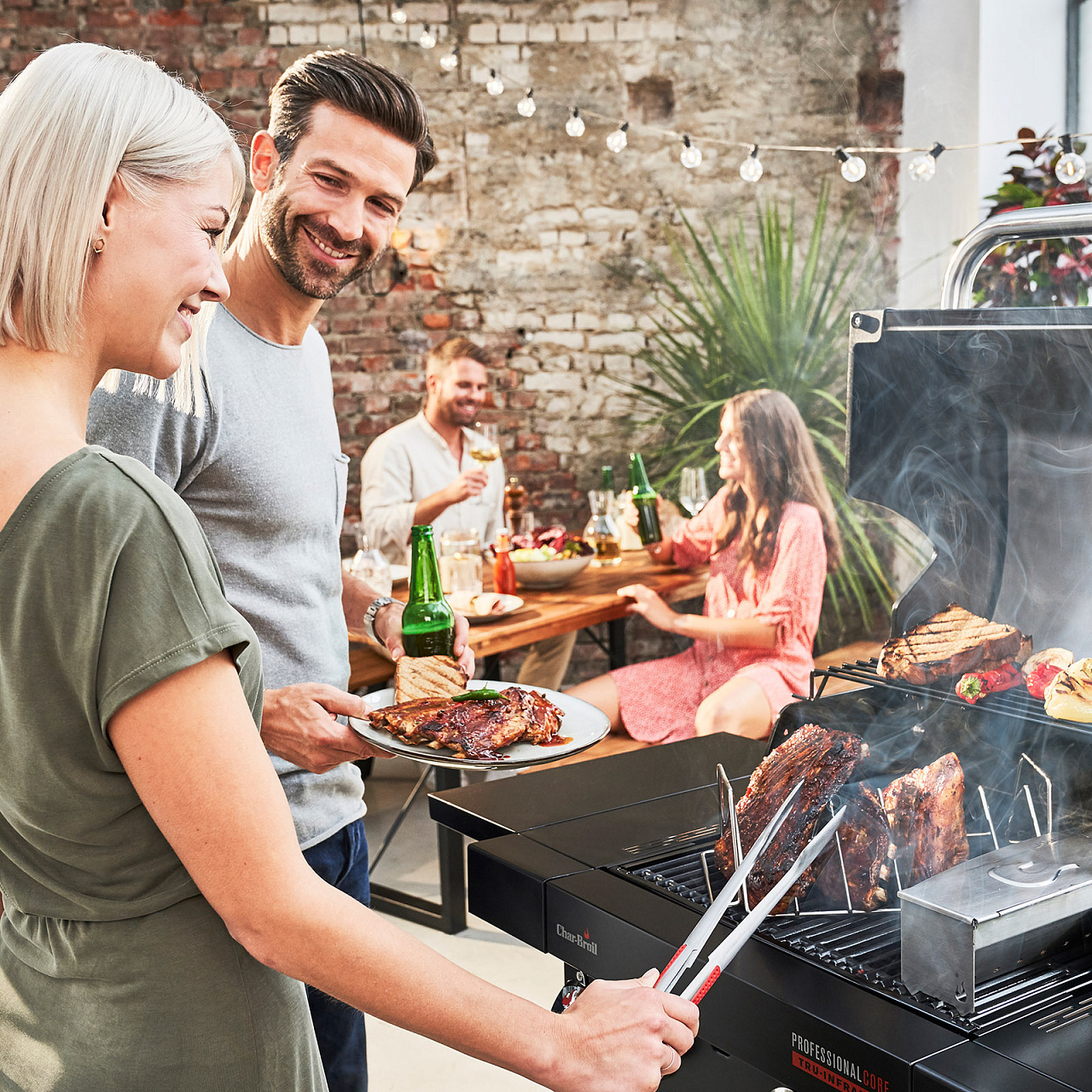 Газовый гриль Char-Broil Professional CORE 2B