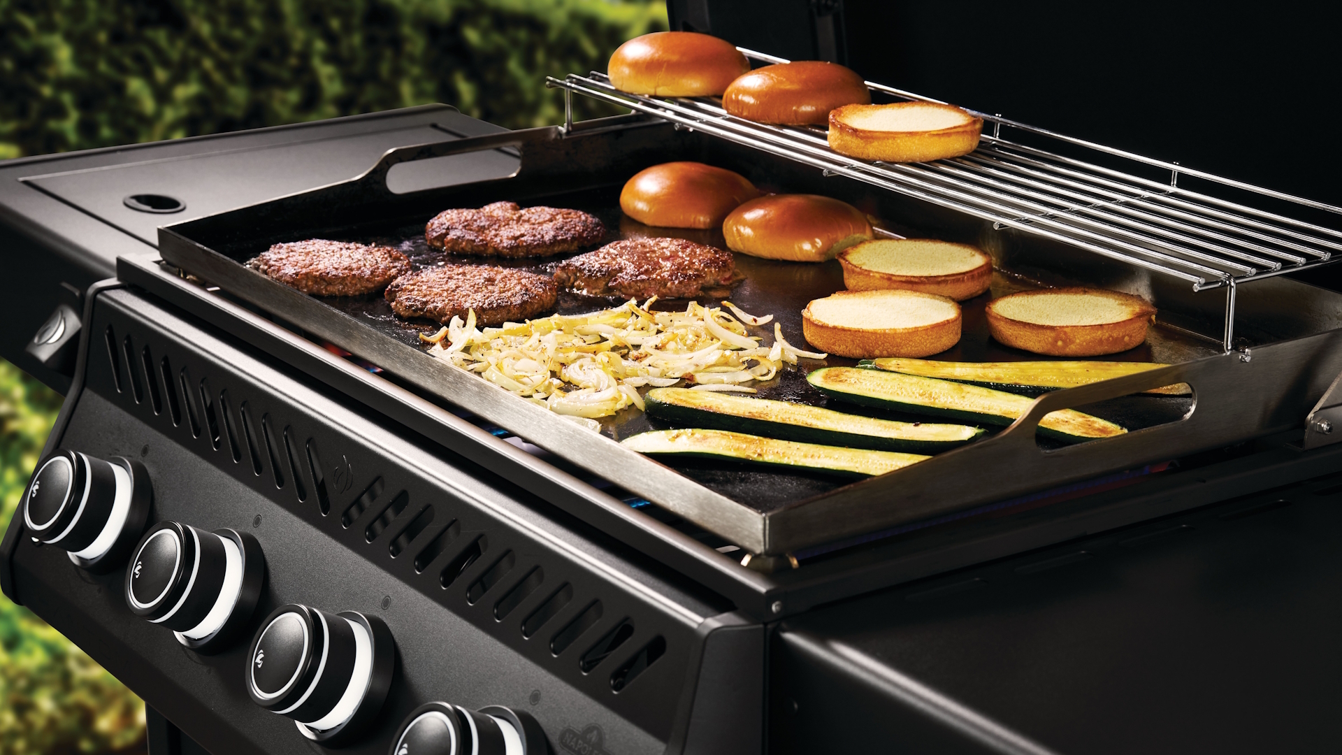 Napoleon Rogue® PRO Phantom 30 Inch Griddle