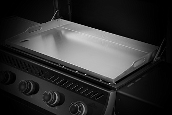 Napoleon Rogue® PRO Phantom 30 Inch Griddle